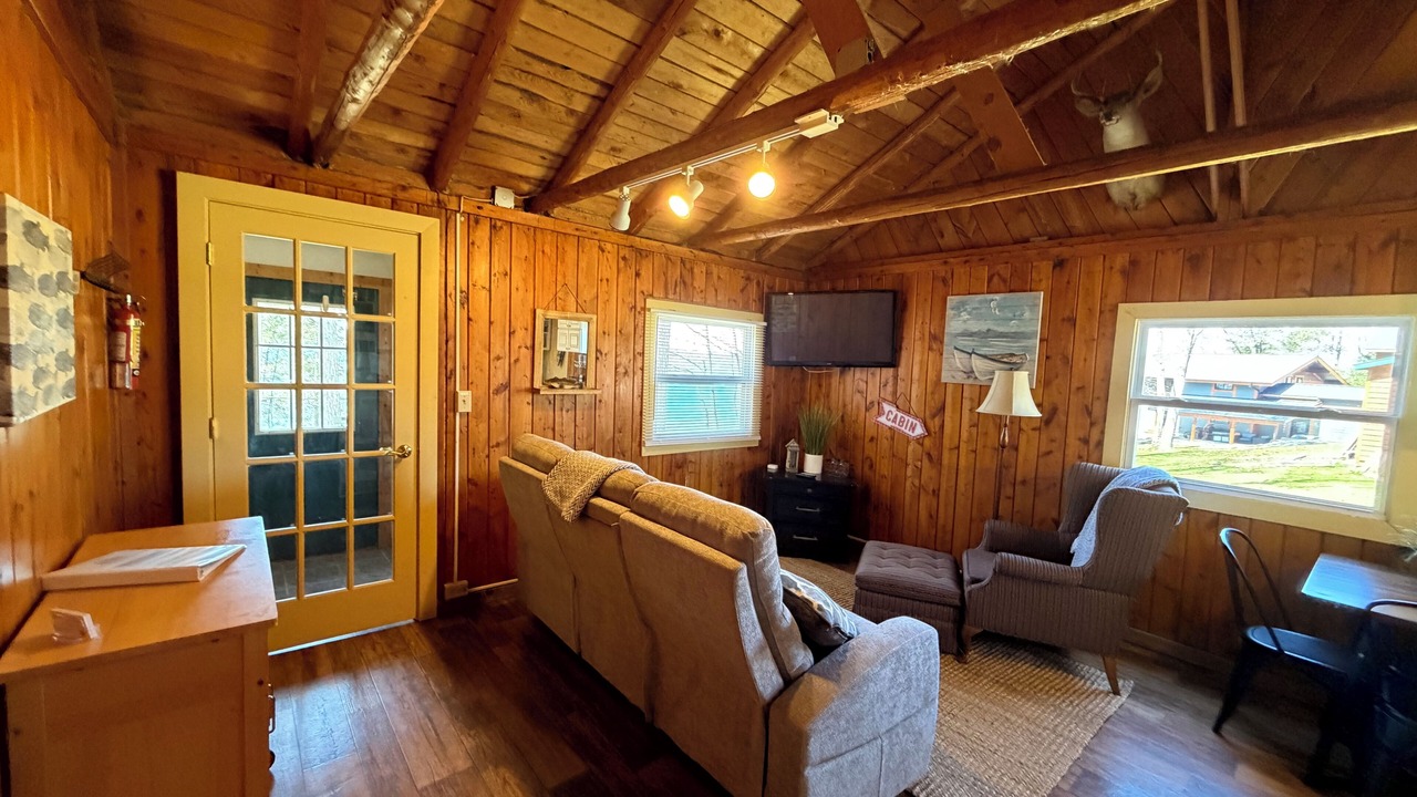 Photo of Bedroom in Gaylord