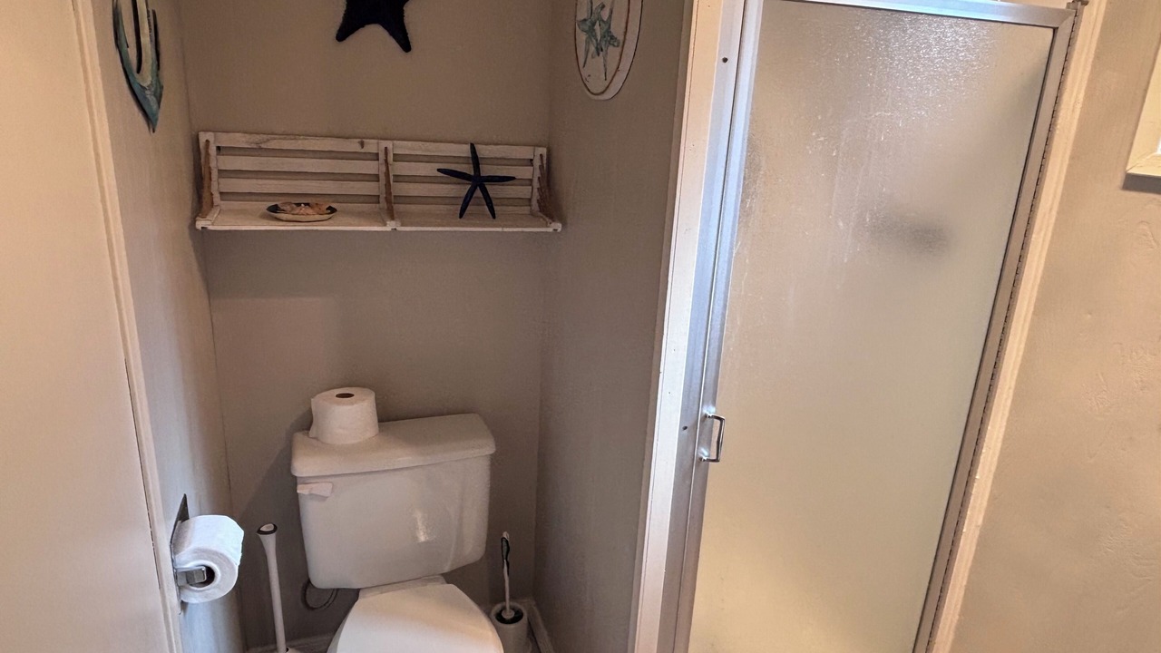 Photo of Bathroom in Rockaway Beach