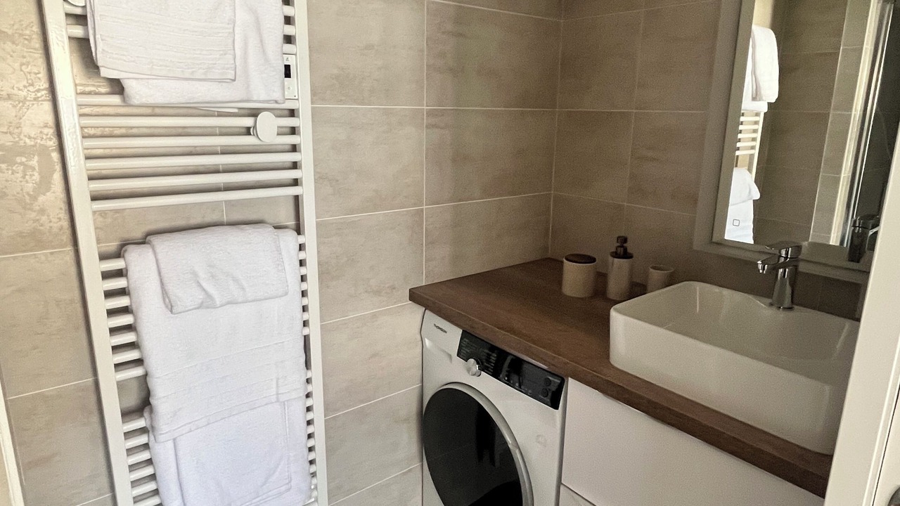 Photo of Bathroom in Heuze - Saint-Georges