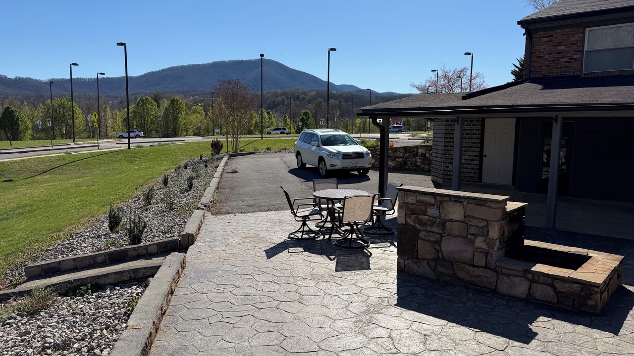 Photo of Outdoor in Cave Spring