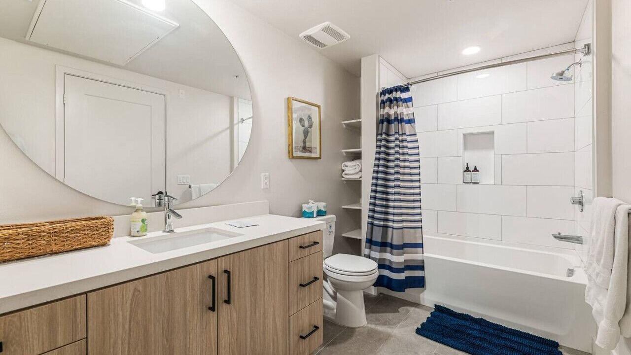 Photo of Bathroom in Santa Ana Heights