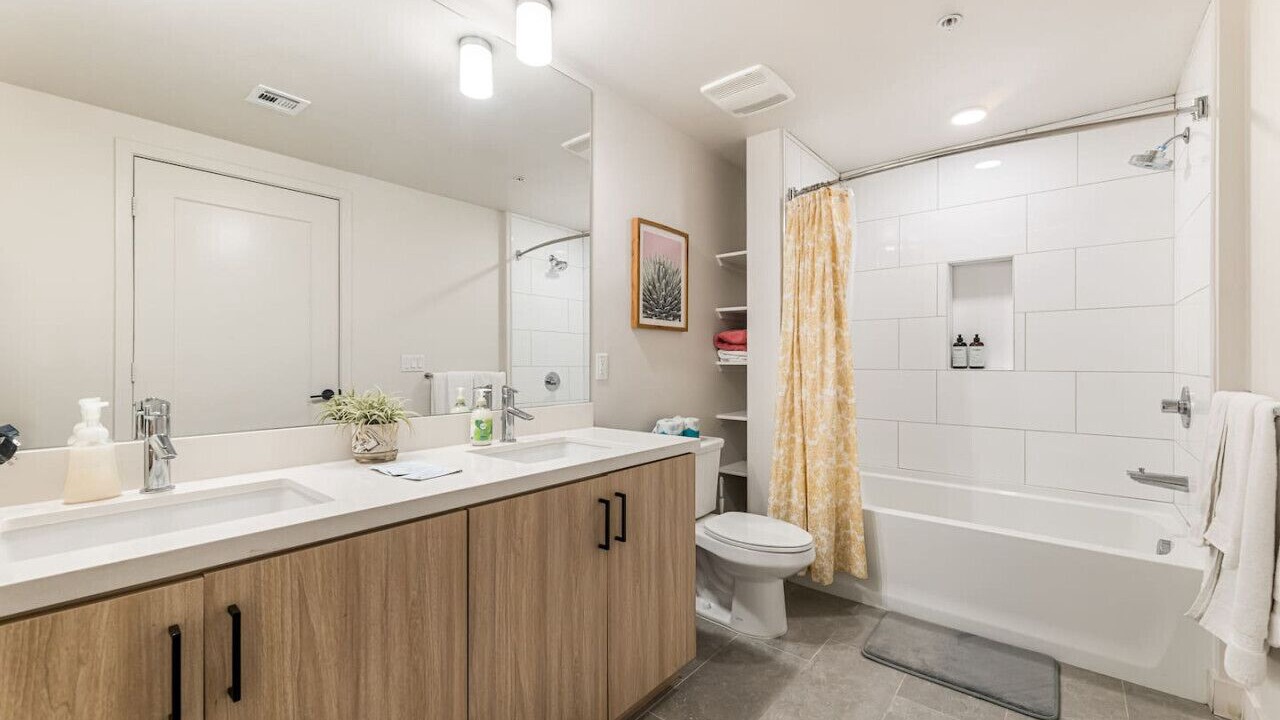 Photo of Bathroom in Santa Ana Heights