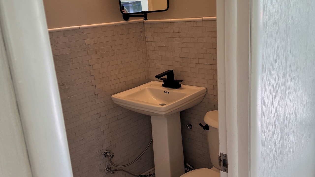 Photo of Bathroom in Fairway