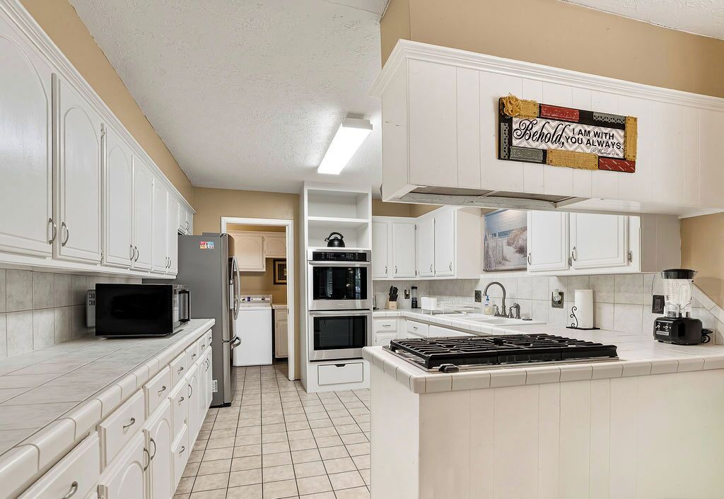 Photo of Kitchen in Ada