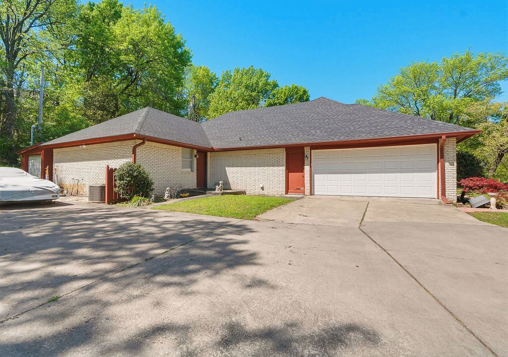 Photo of Outdoor in Ada
