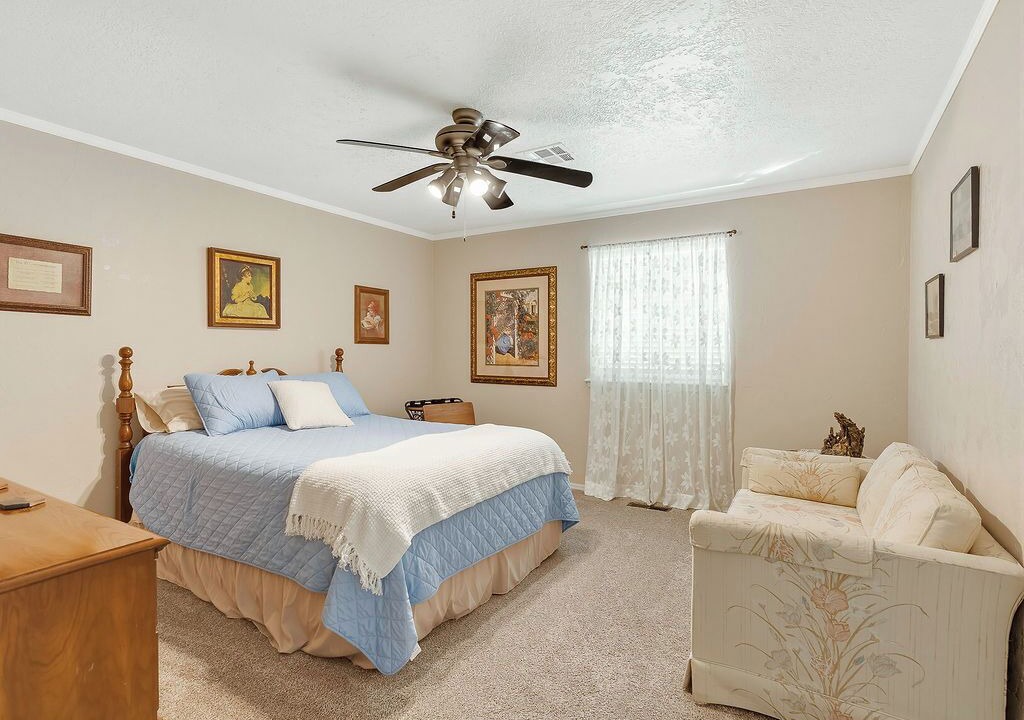 Photo of Bedroom in Ada