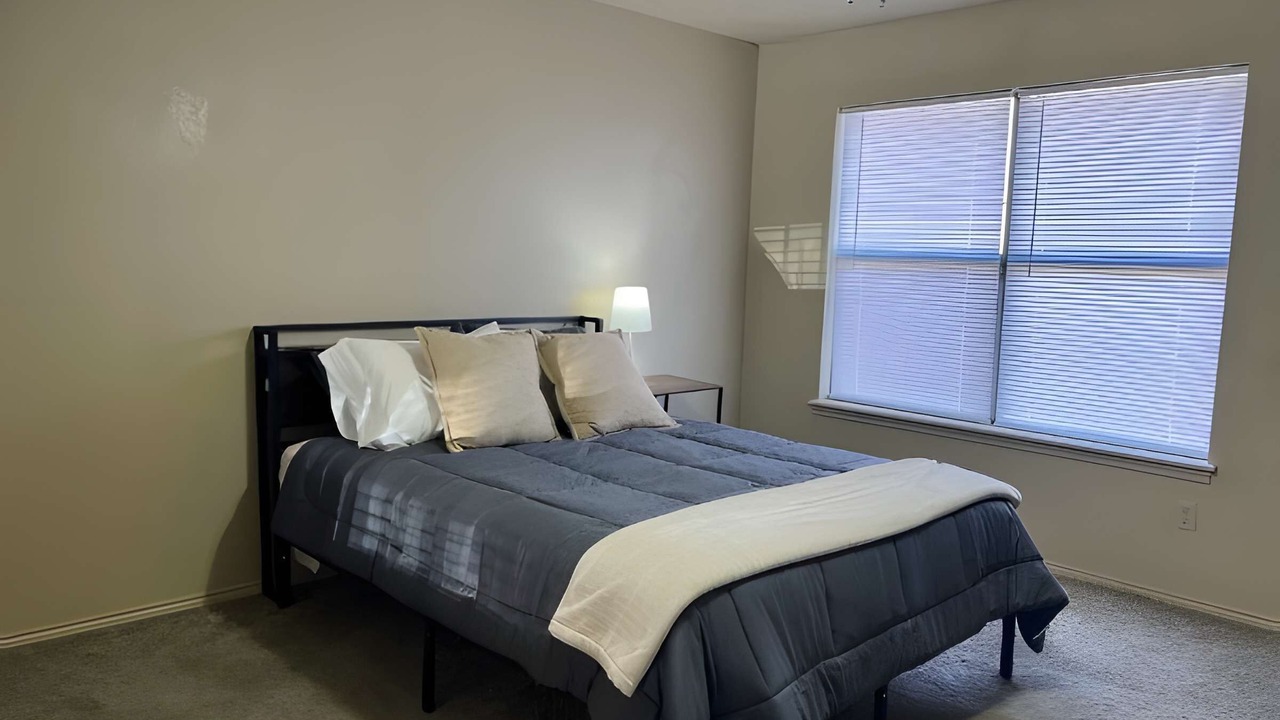 Photo of Bedroom in Plainview