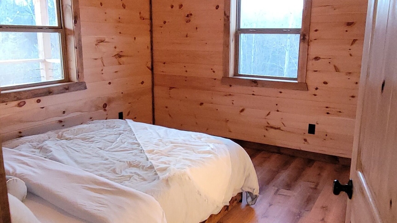 Photo of Bedroom in Jasper