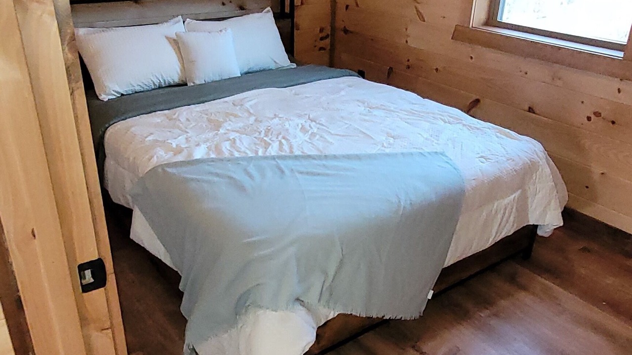 Photo of Bedroom in Jasper