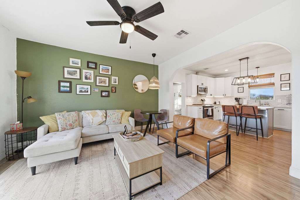 Photo of Livingroom in Buda