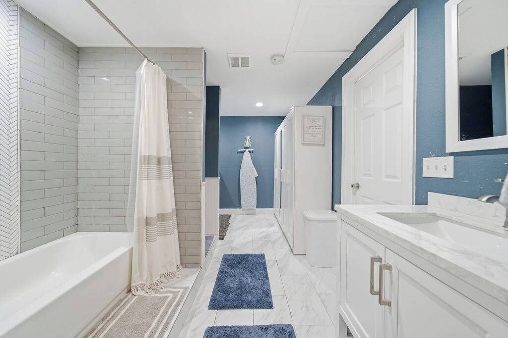 Photo of Bathroom in Buda