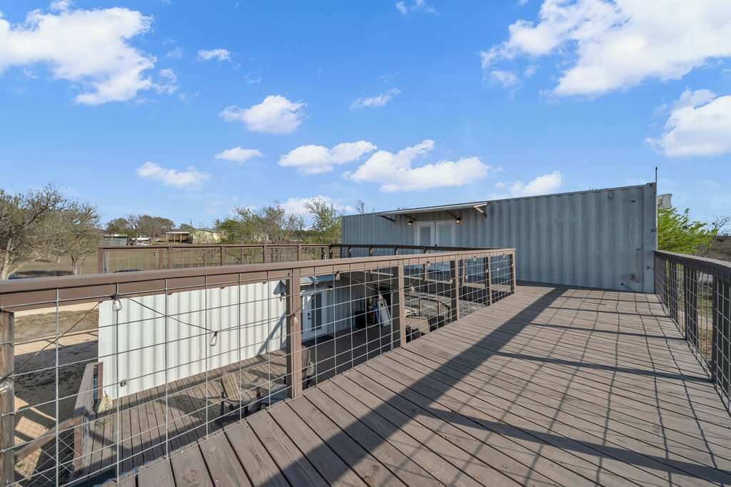 Photo of Patio Balcony in Buda