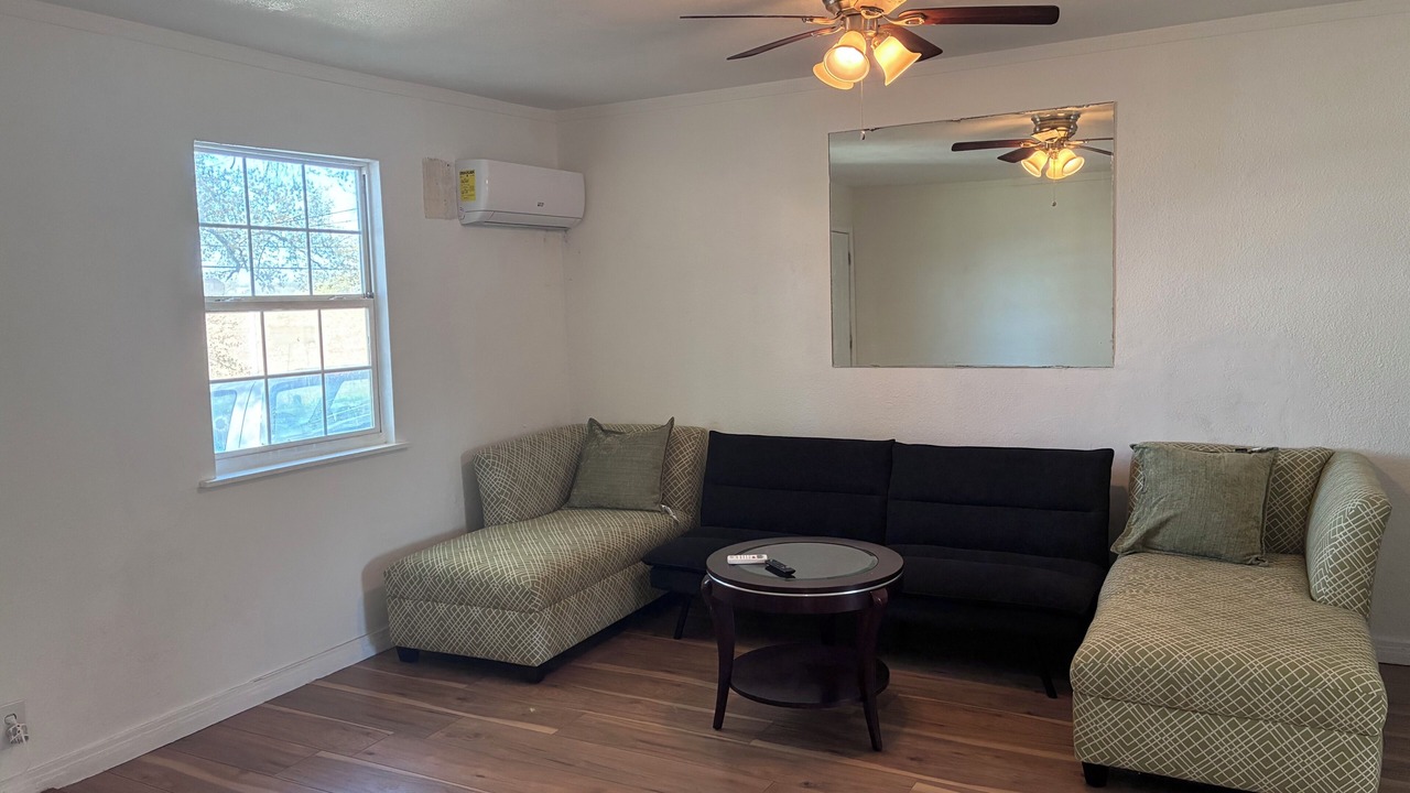 Photo of Livingroom in Sherman