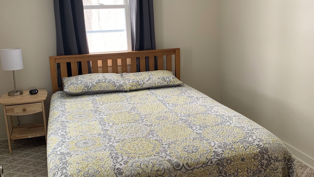 Photo of Bedroom in Town of Catharine