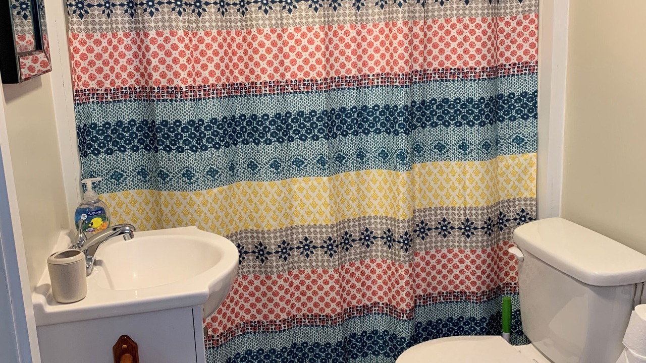Photo of Bathroom in Town of Catharine