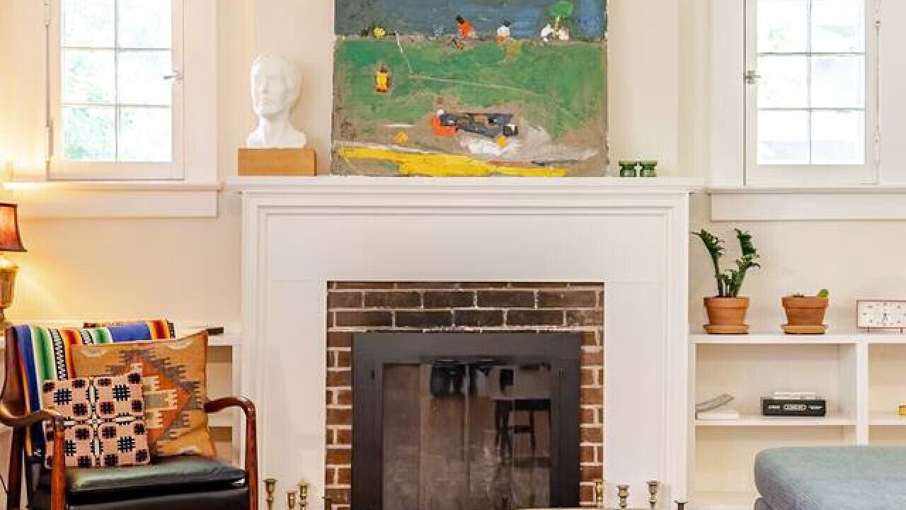 Photo of Livingroom in Fry's Spring