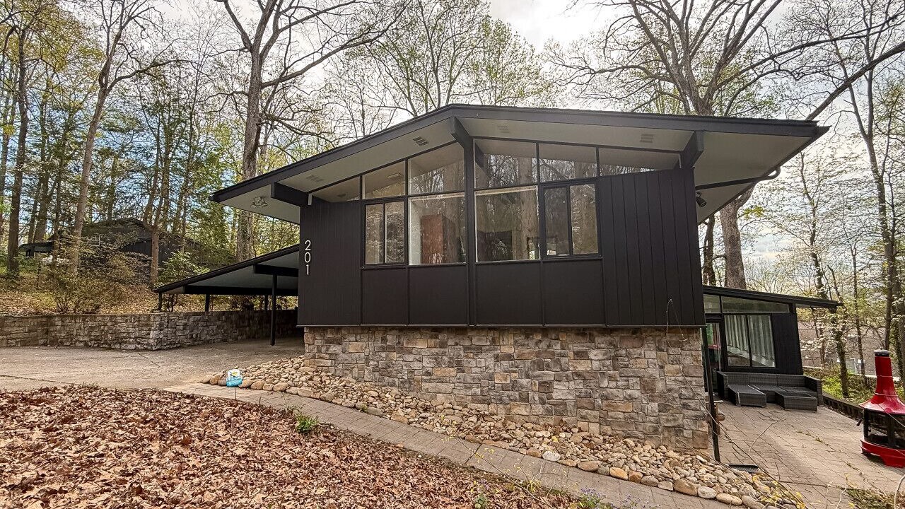 Photo of Outdoor in Ashley Oaks