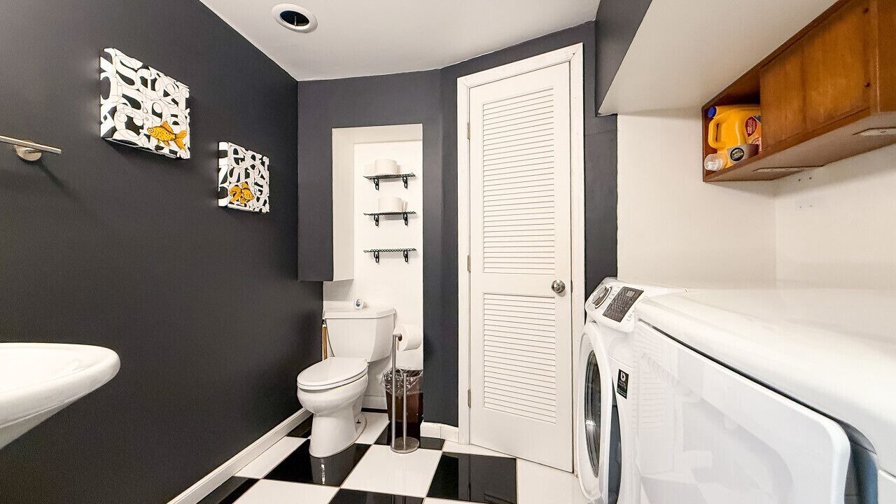 Photo of Bathroom in Ashley Oaks