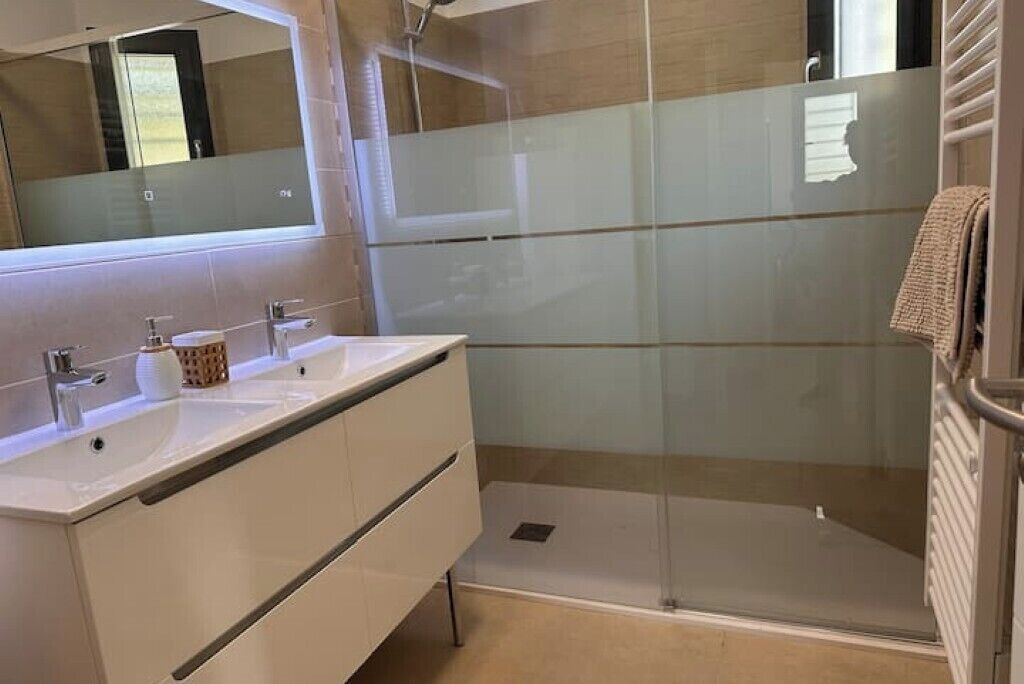 Photo of Bathroom in Villevieille