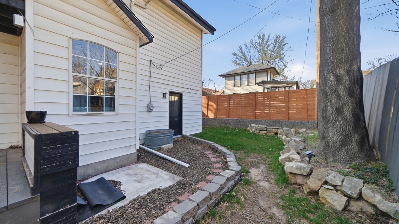 Photo of Patio Balcony in College Hill