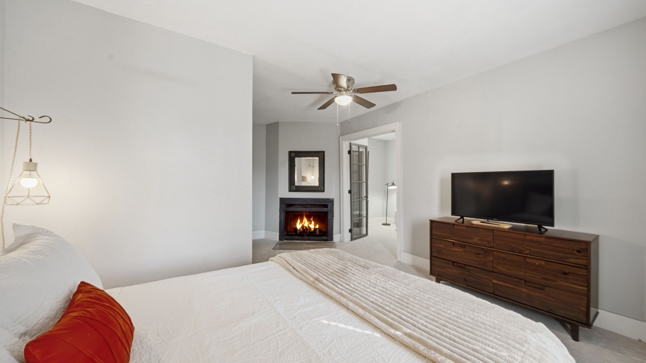 Photo of Bedroom in College Hill