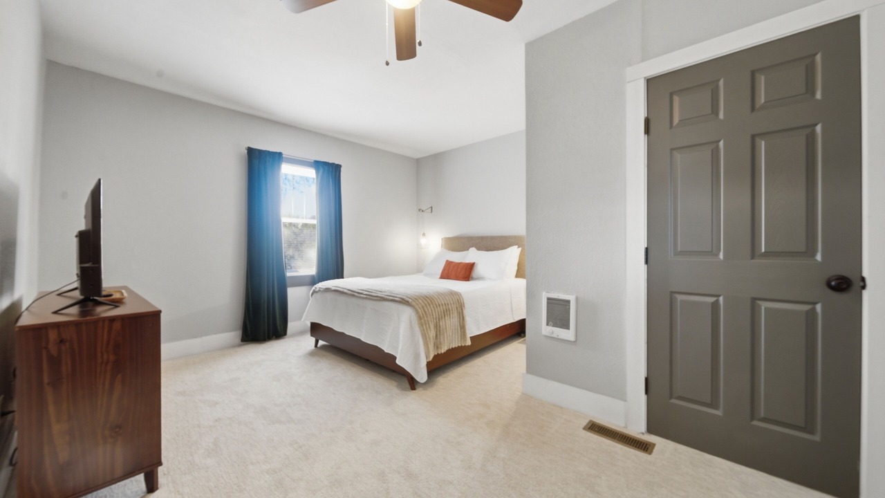 Photo of Bedroom in College Hill