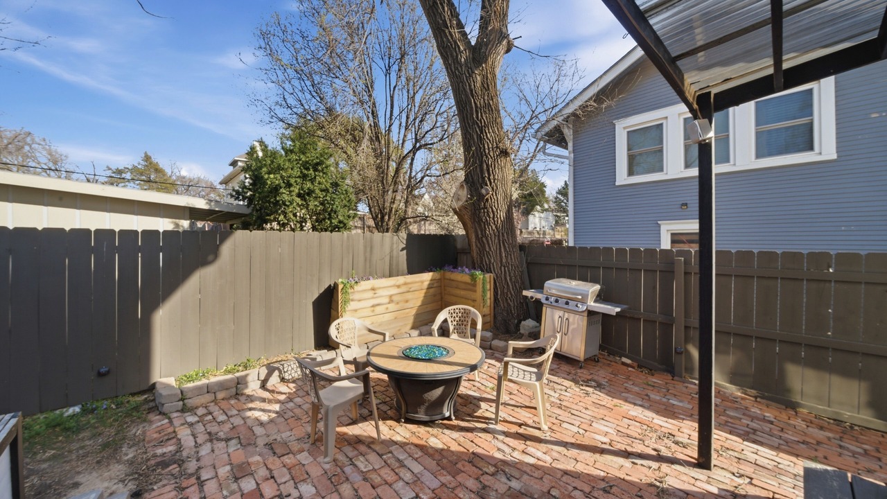 Photo of Outdoor in College Hill