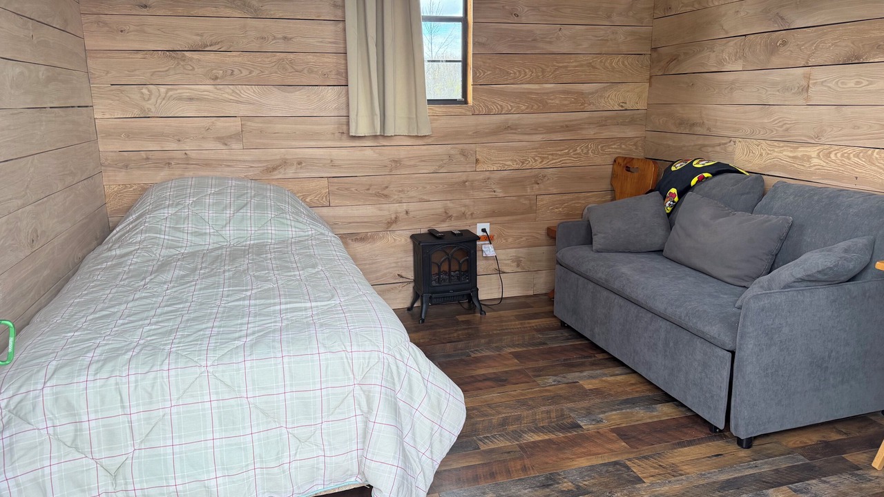 Photo of Bedroom in Champlain
