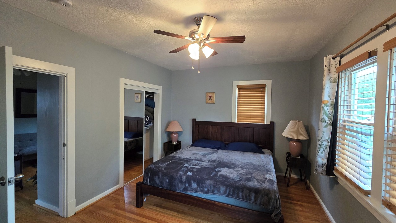 Photo of Bedroom in St. Louis