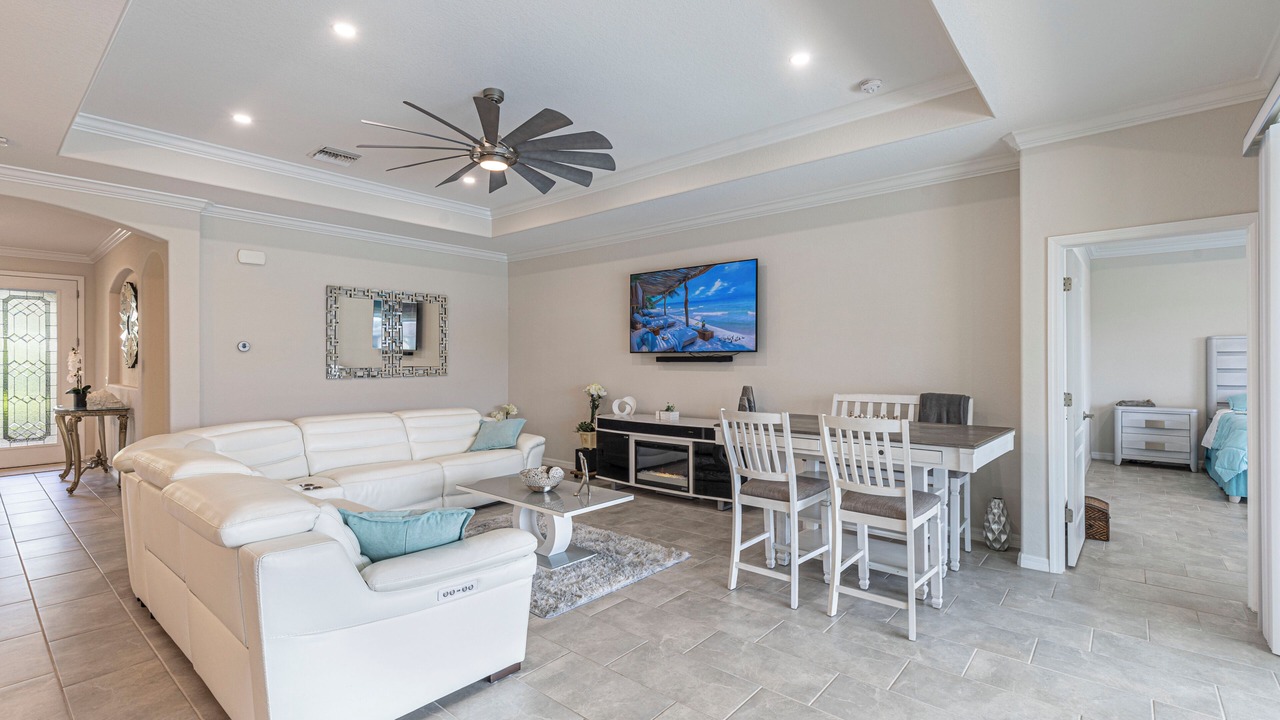 Photo of Livingroom in Rural Estates