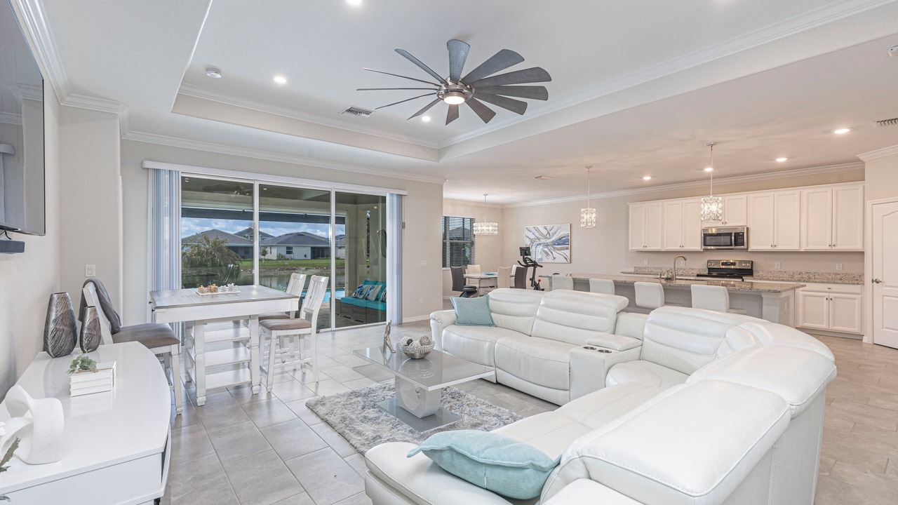Photo of Livingroom in Rural Estates