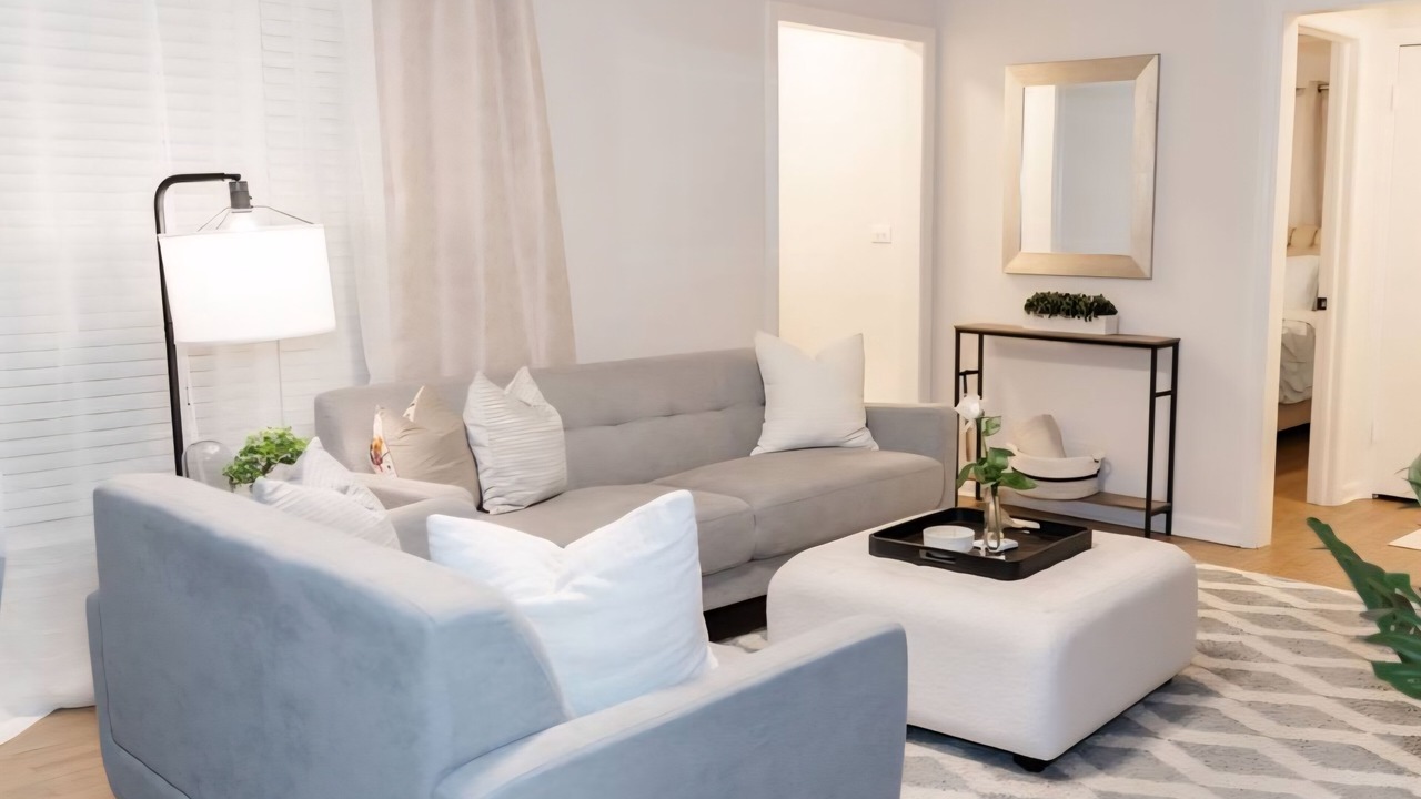 Photo of Livingroom in Des Plaines
