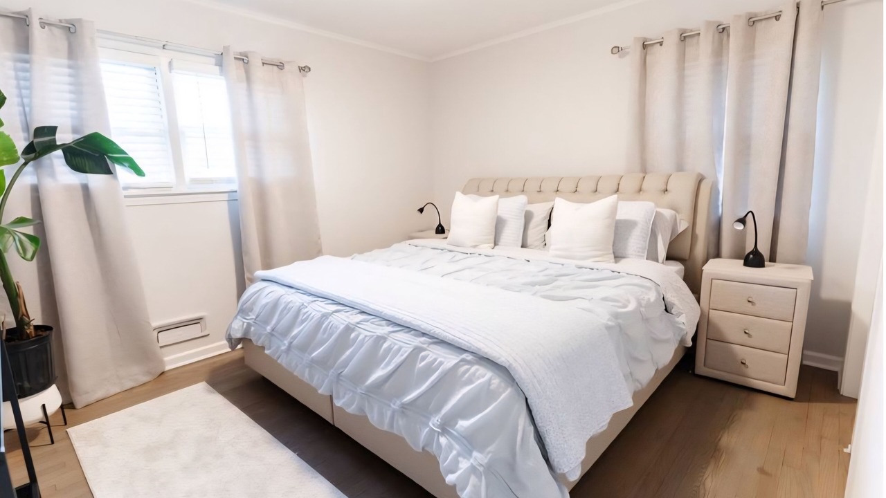Photo of Bedroom in Des Plaines