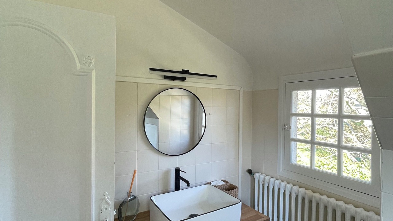 Photo of Bathroom in Acon