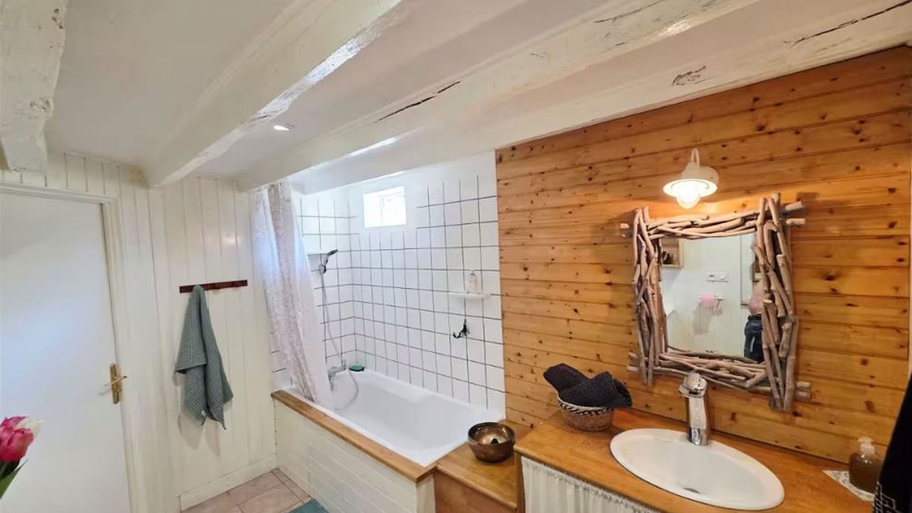 Photo of Bathroom in Azay-sur-Indre