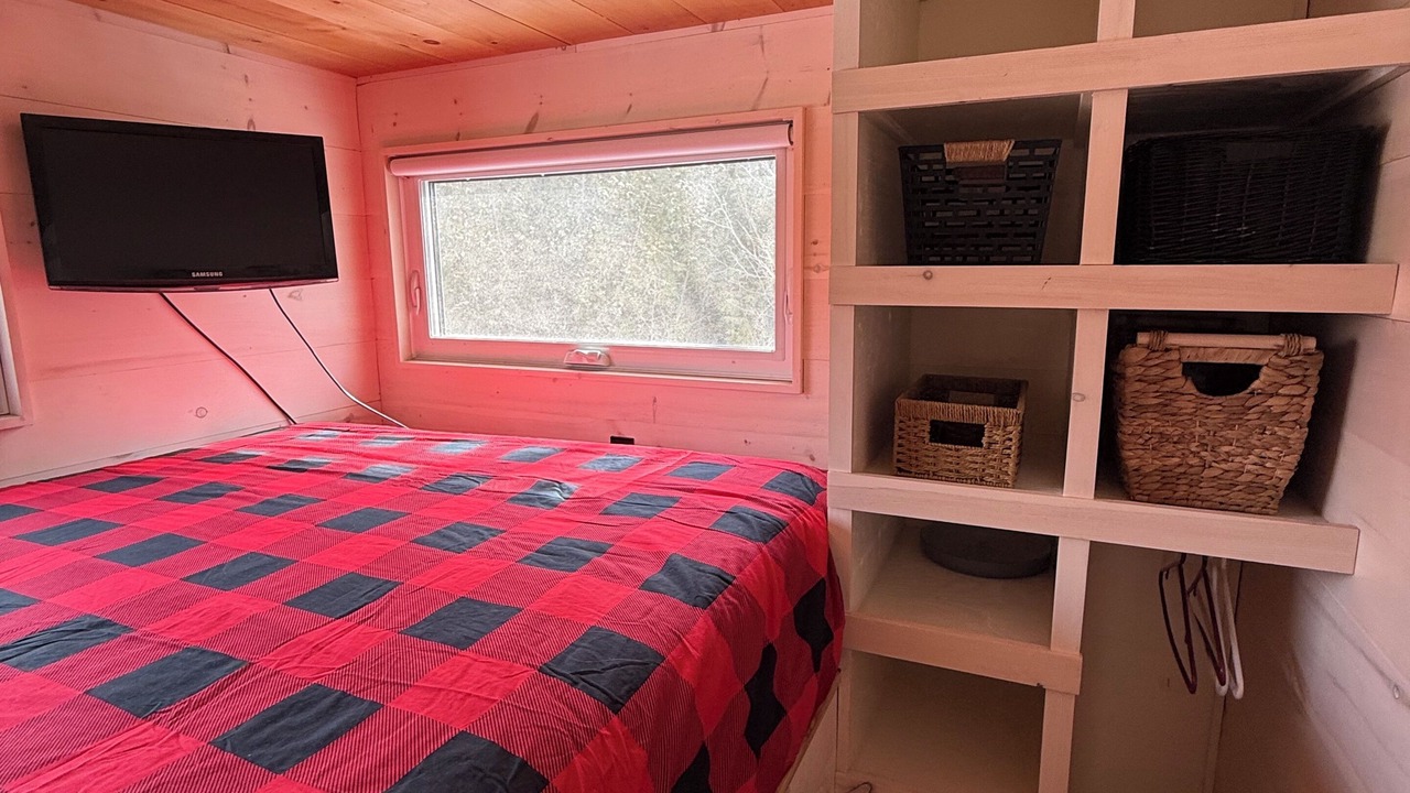 Photo of Bedroom in Georgian Bluffs