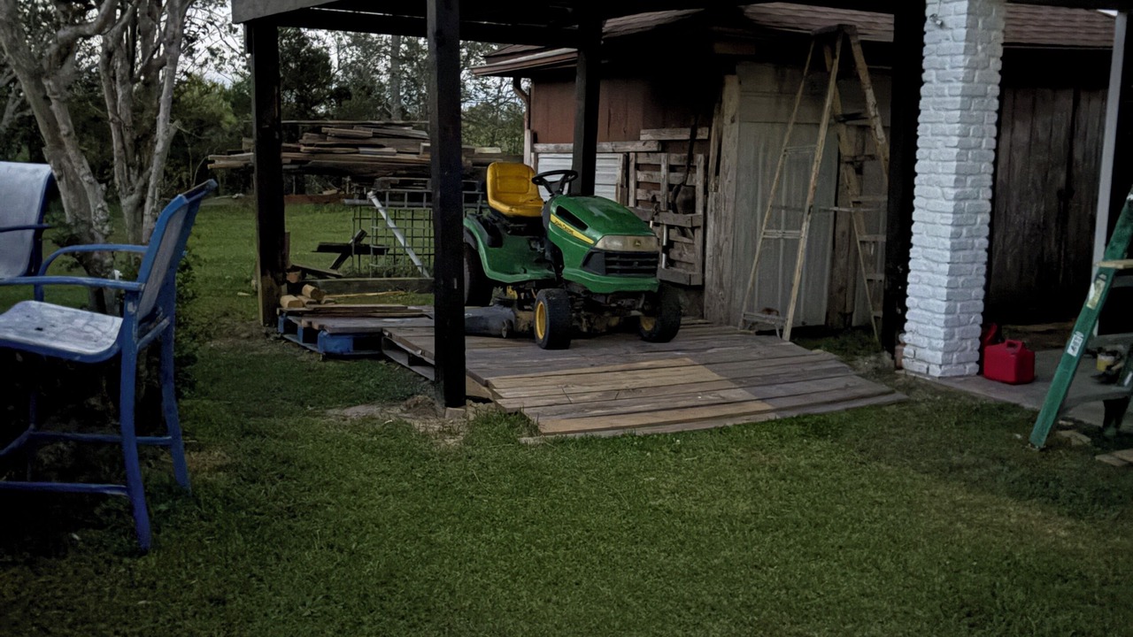 Photo of Outdoor in Bell City