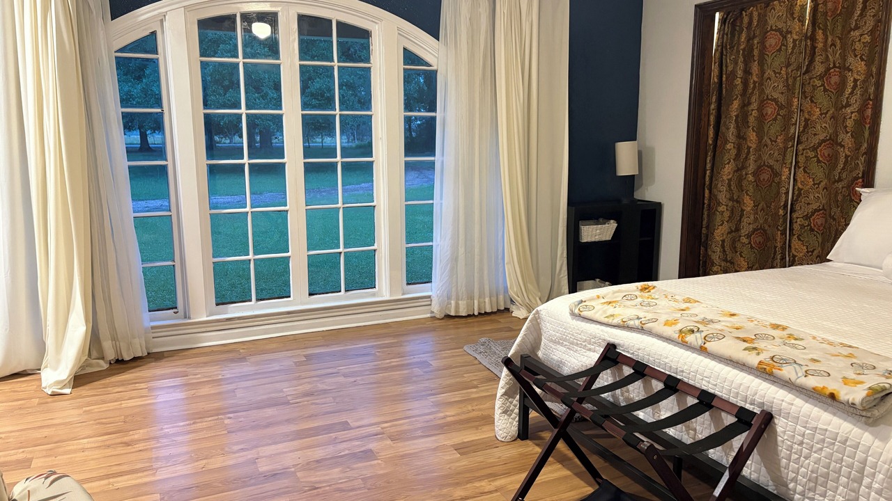 Photo of Bedroom in Bell City
