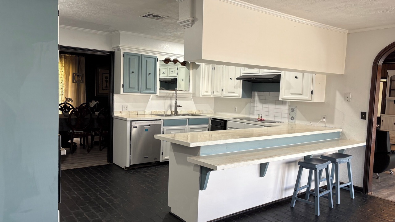 Photo of Kitchen in Bell City