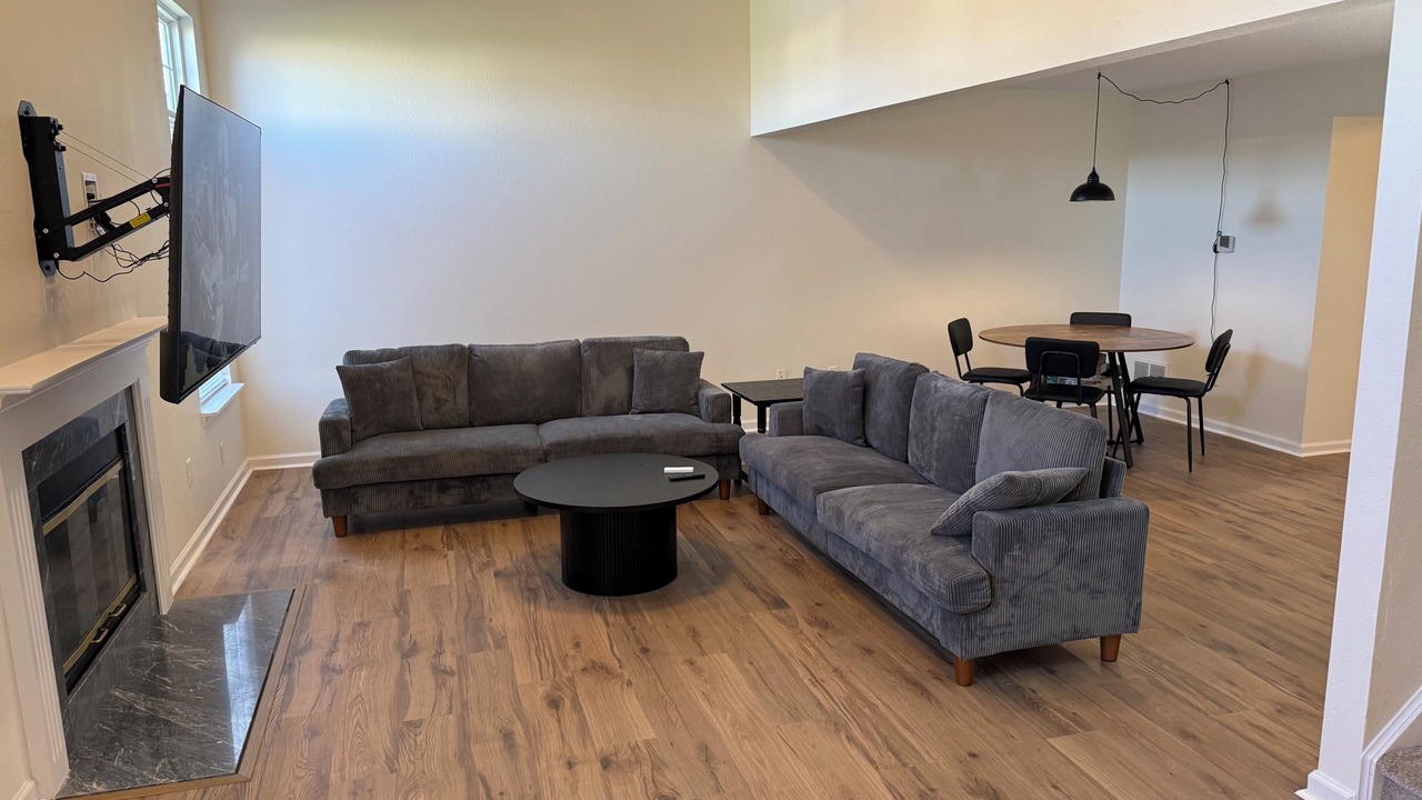 Photo of Livingroom in Whitestown