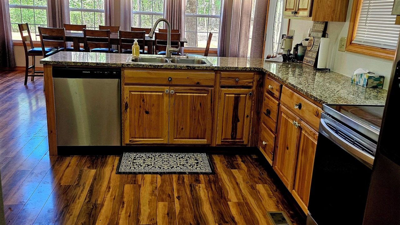 Photo of Kitchen in Golden