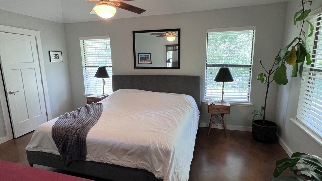 Photo of Bedroom in Manchaca