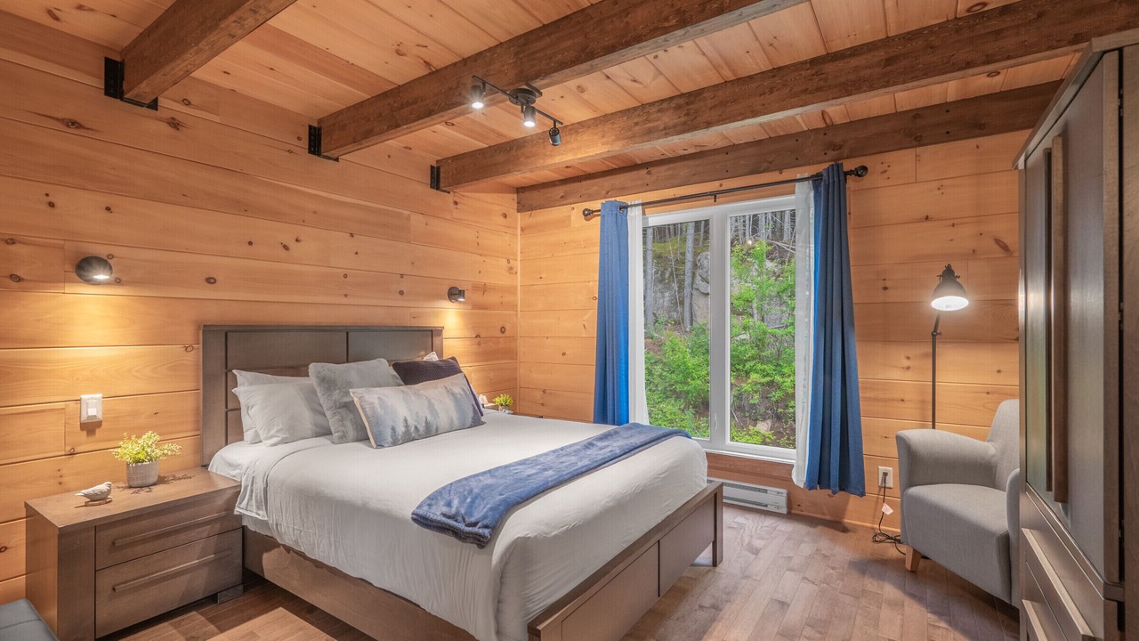 Photo of Bedroom in Saint-Brigitte-de-Laval