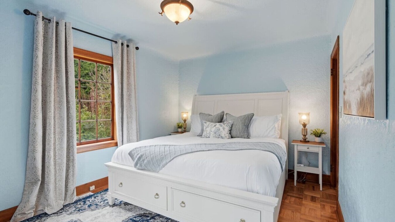 Photo of Bedroom in Poulsbo