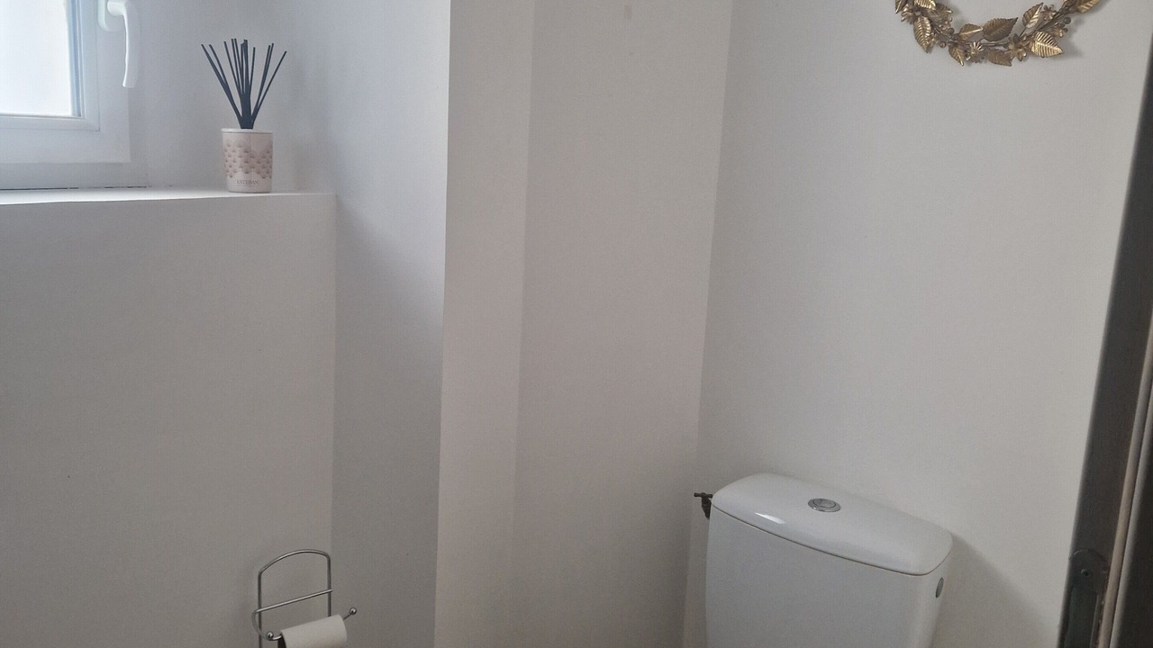 Photo of Bathroom in Saint-Martin-de-Villereglan