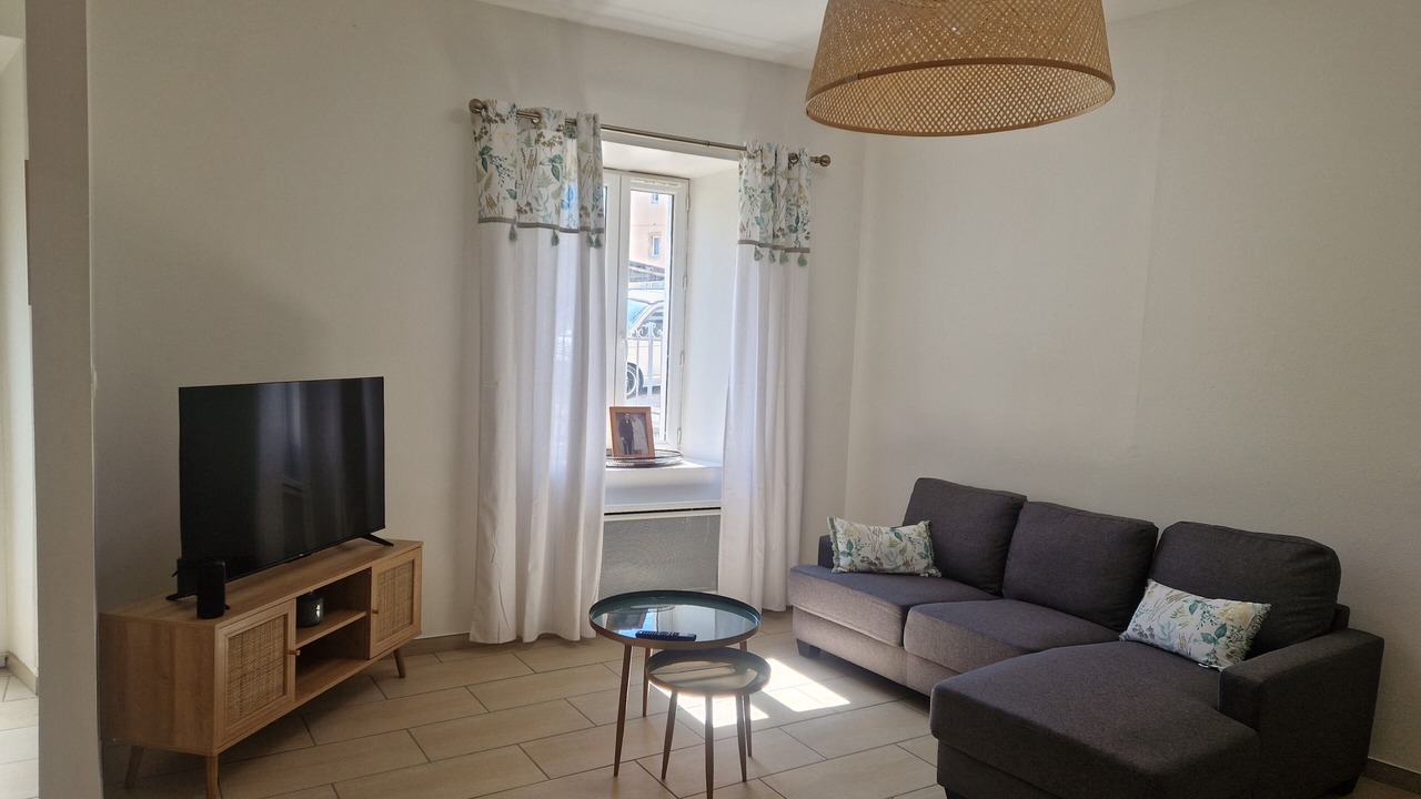 Photo of Livingroom in Saint-Martin-de-Villereglan