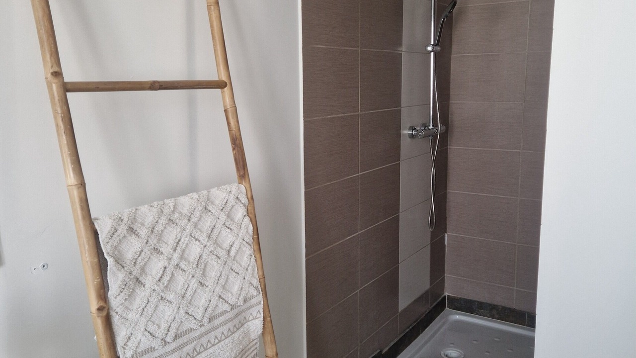 Photo of Bathroom in Saint-Martin-de-Villereglan