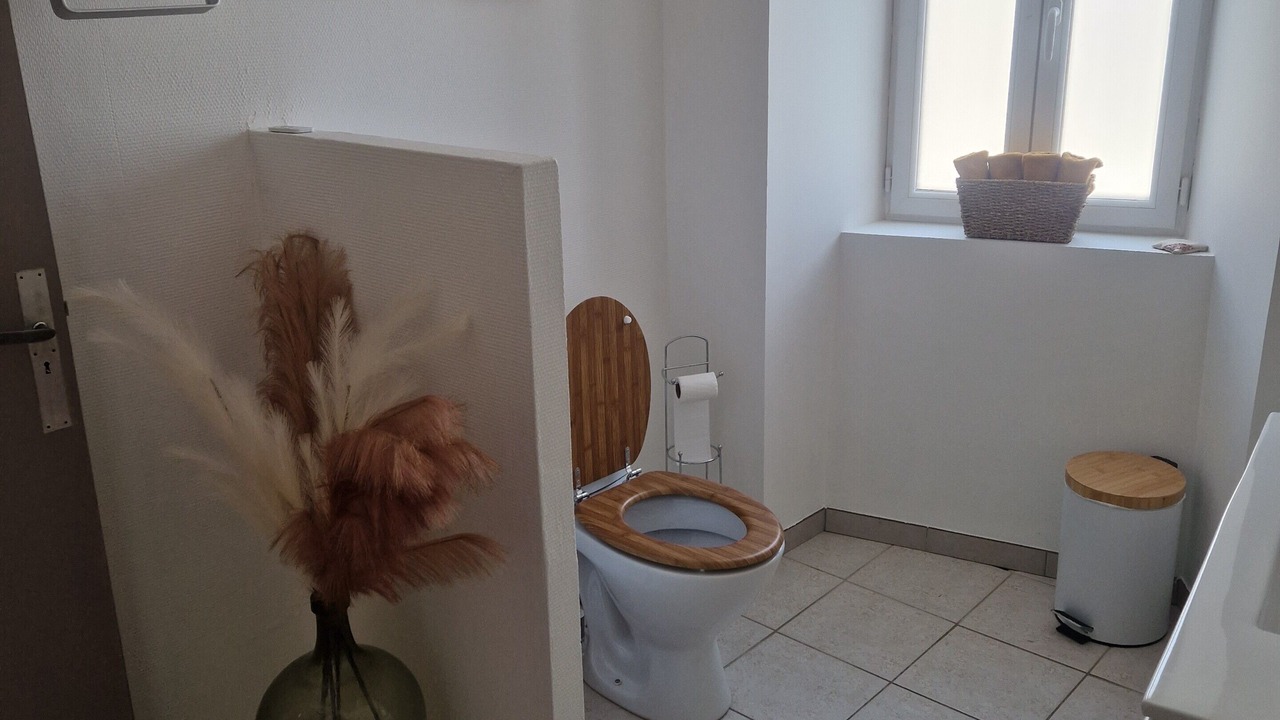 Photo of Bathroom in Saint-Martin-de-Villereglan