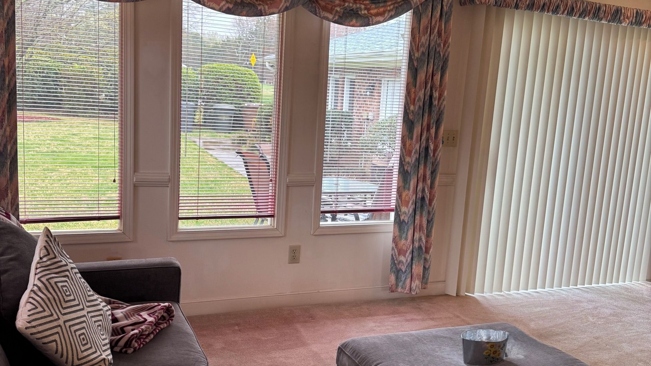 Photo of Livingroom in Greensboro