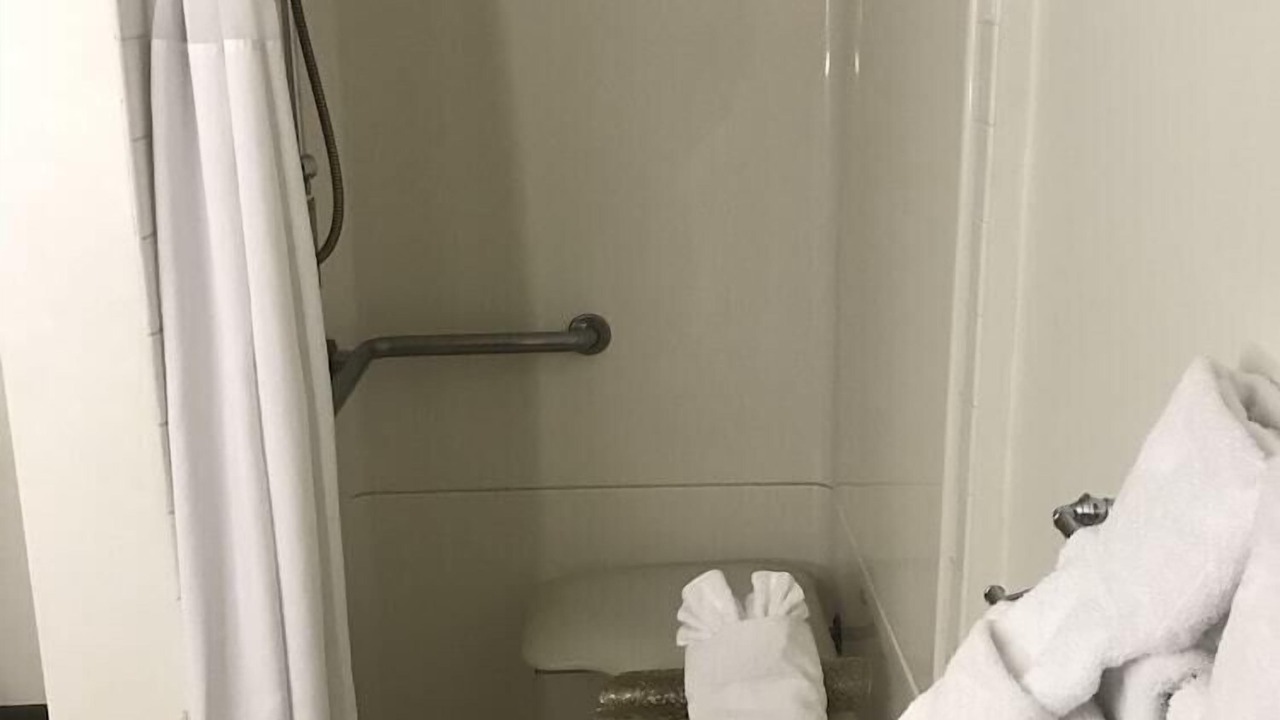 Photo of Bedroom in East Hollywood